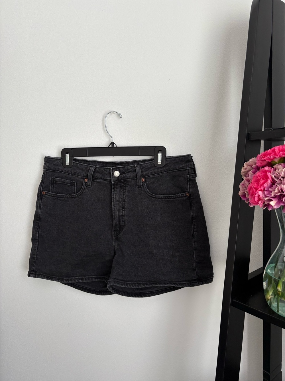 Old Navy high-rise O.G. straight secret-smooth pockets